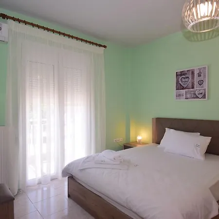 Bourlis Апартаменты *