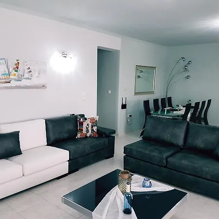 Bourlis Apartment